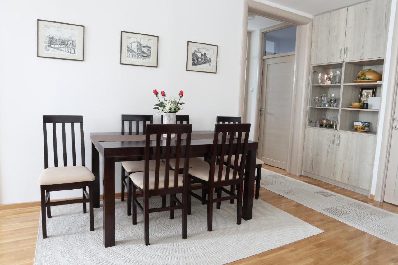 New Belgrade Apartment Luaran gambar