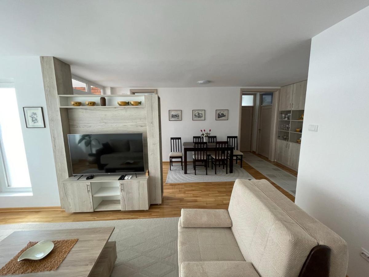 New Belgrade Apartment Luaran gambar