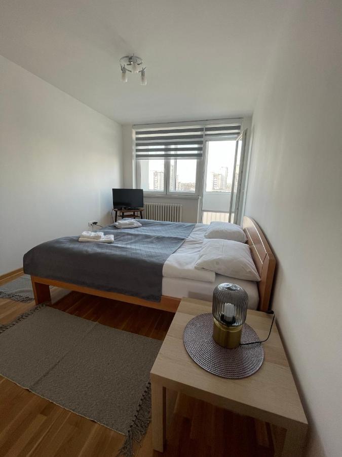 New Belgrade Apartment Luaran gambar