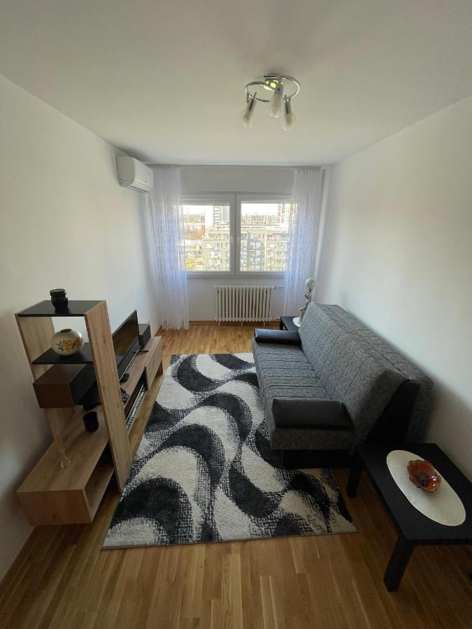 New Belgrade Apartment Luaran gambar